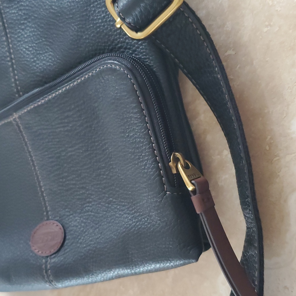 NEW FOSSIL CROSSBODY MESSENGER BAG BLACK W/ BROWN ACCENTS - Picture 10 of 11
